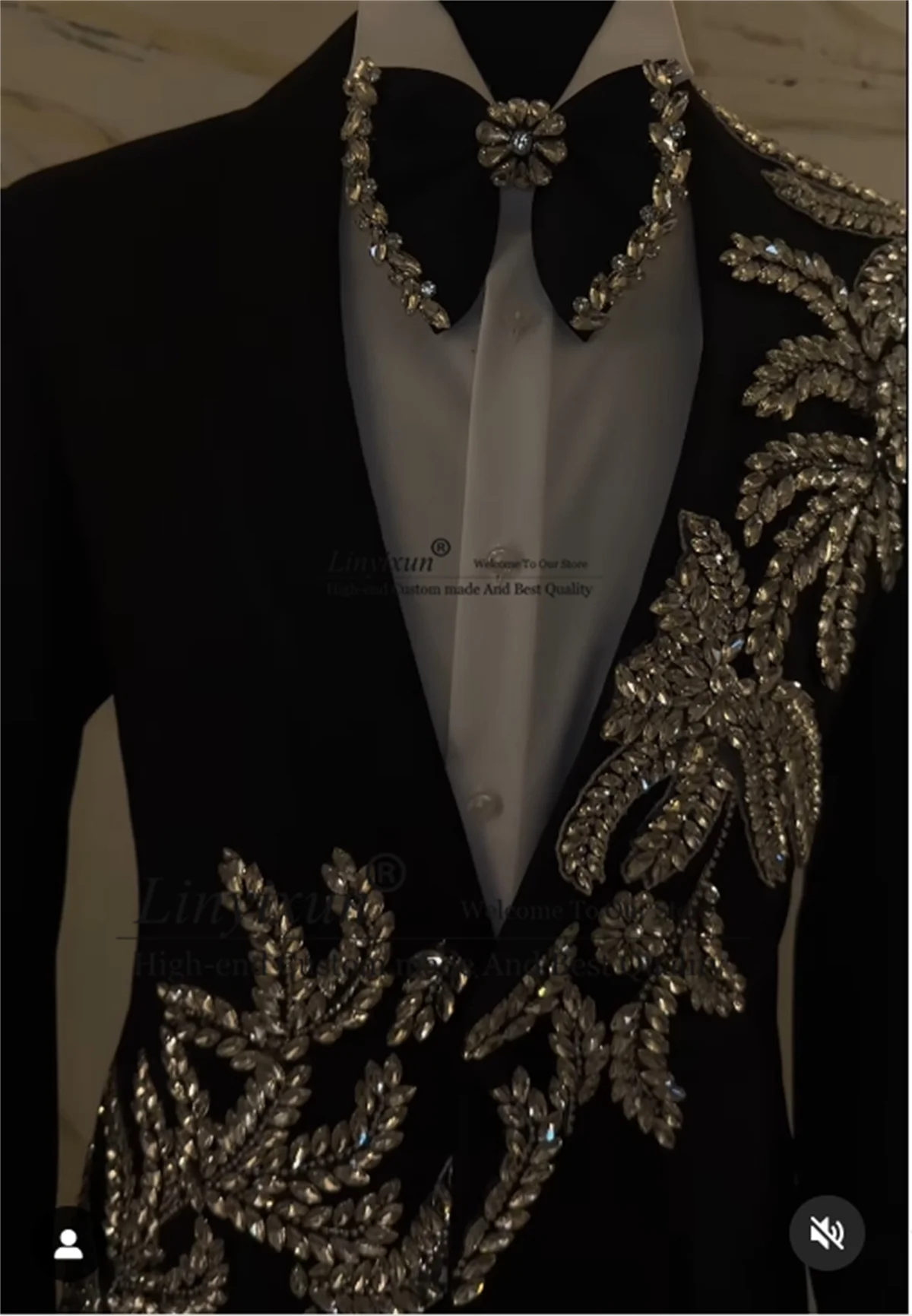 Luxurious Jewelry Ornament Tuxedo Men Suits Shawl Lapel Groom