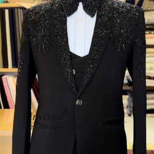 Luxury Metal Embellished Men Suits Shawl Lapel Groom Tuxedos 3 Pieces Sets